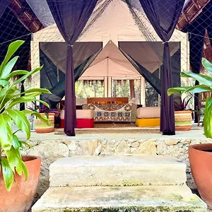 Campingplatz Glamping Bunga Lotus, Tulum